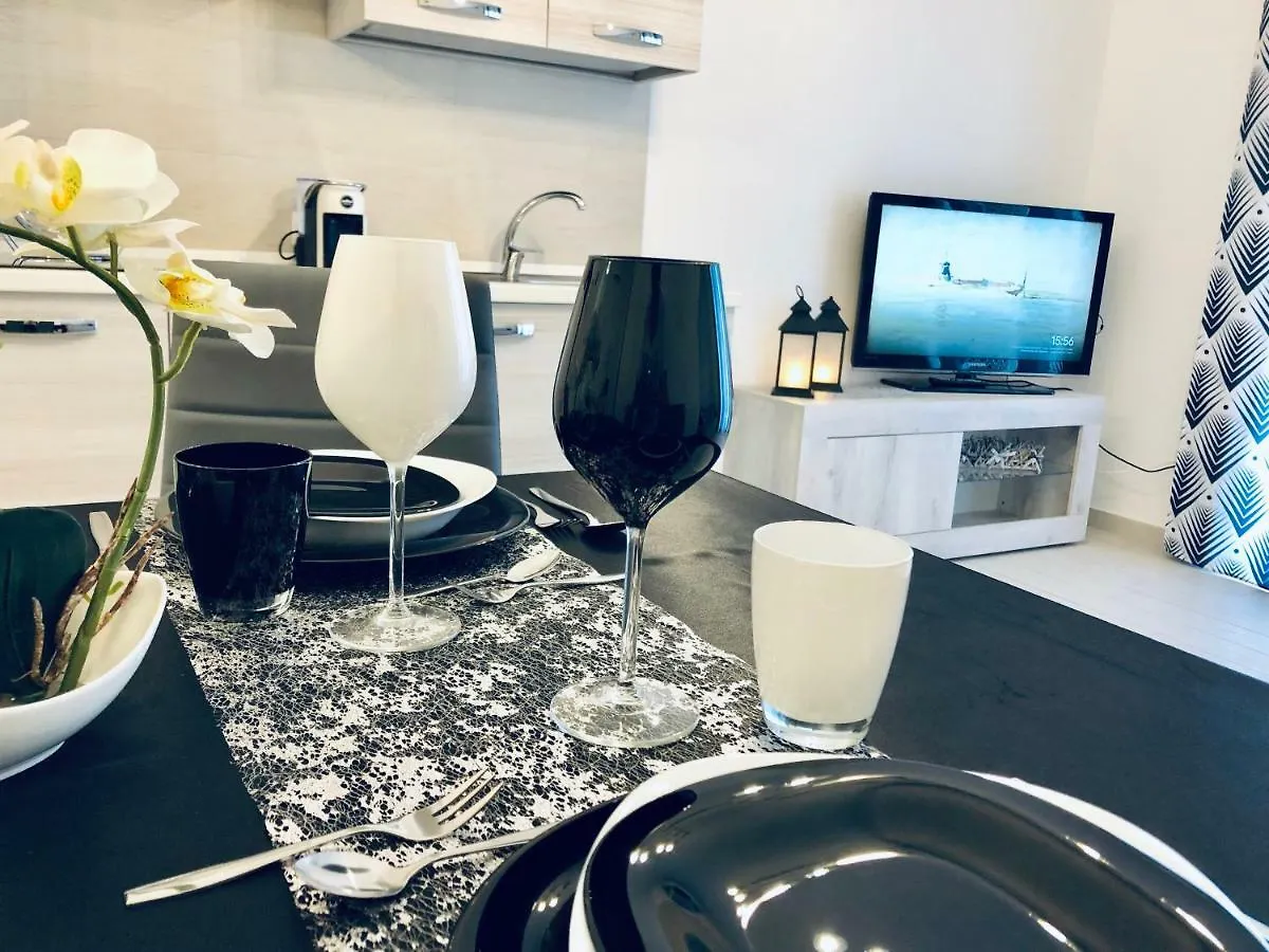 Appartamento Il Tramonto Luxury House Valledoria  Italia